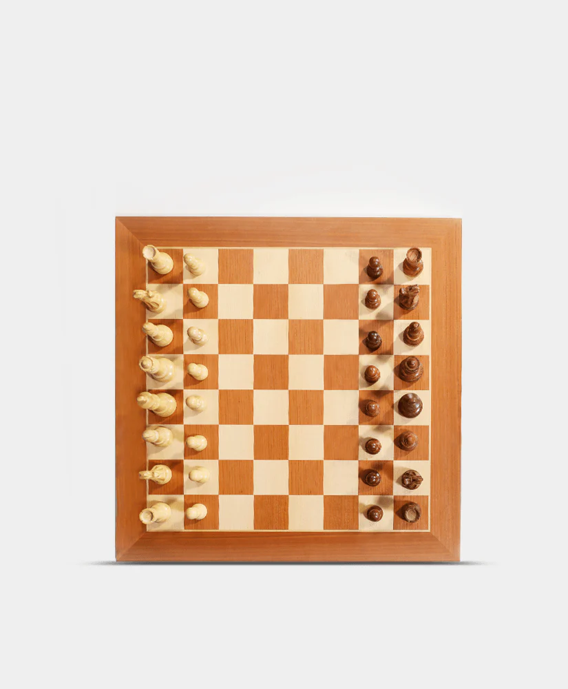 Chessnut Pro - Full sized wooden Electronic Chess Set with Regular chess pieces - Image 8